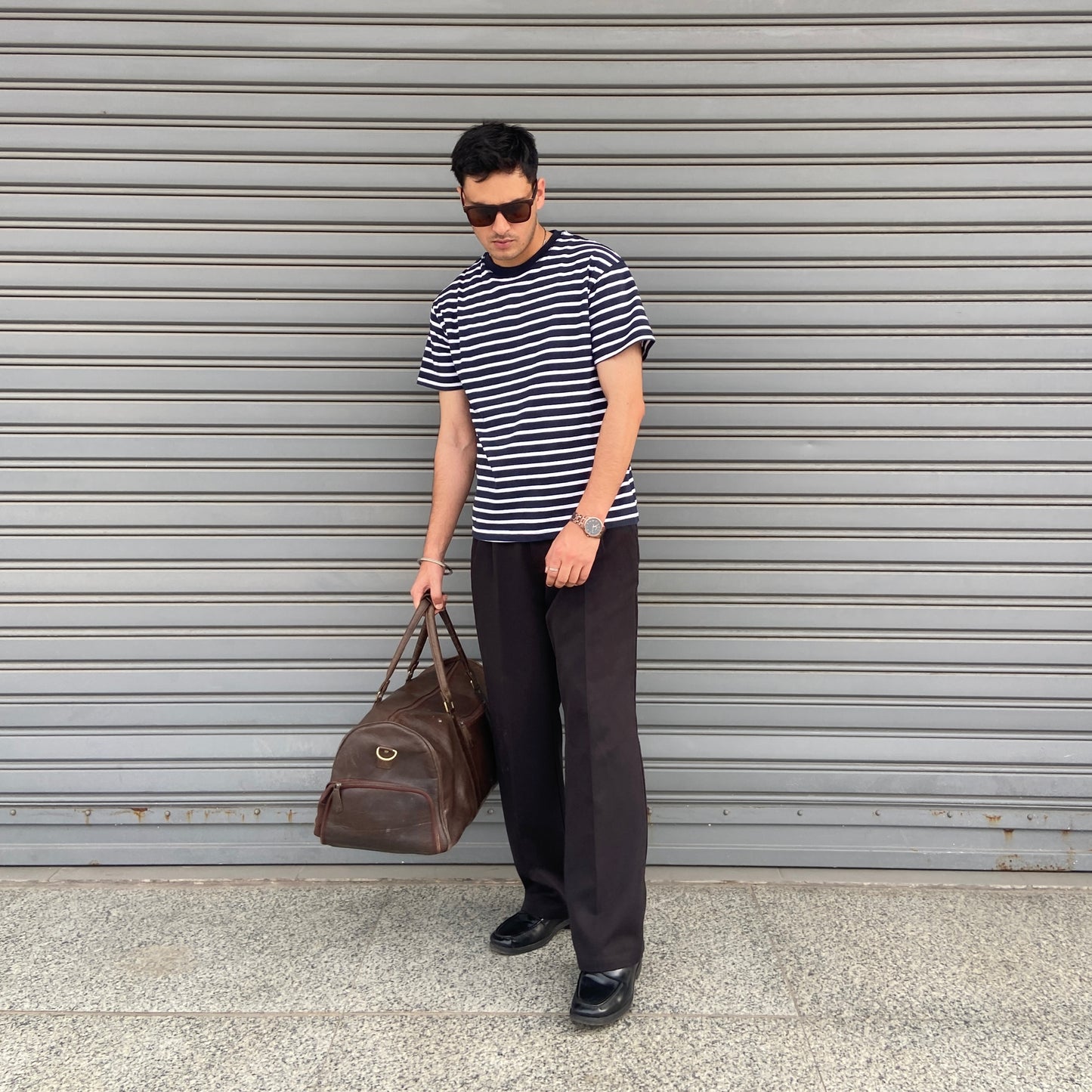 Cropped fit navy blue and white striped T-shirt